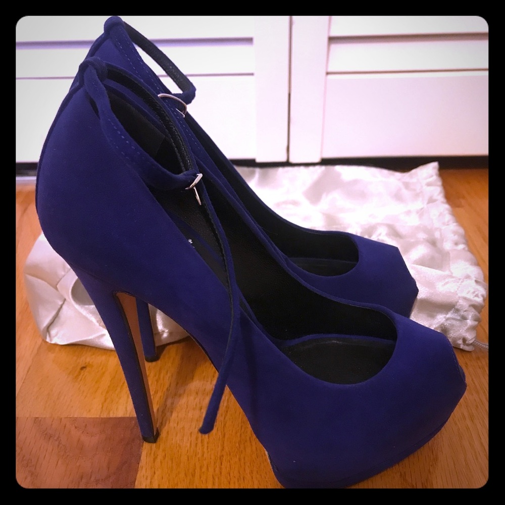 Giuseppe Zanotti Dark Purple Suede Peep Toe Pump